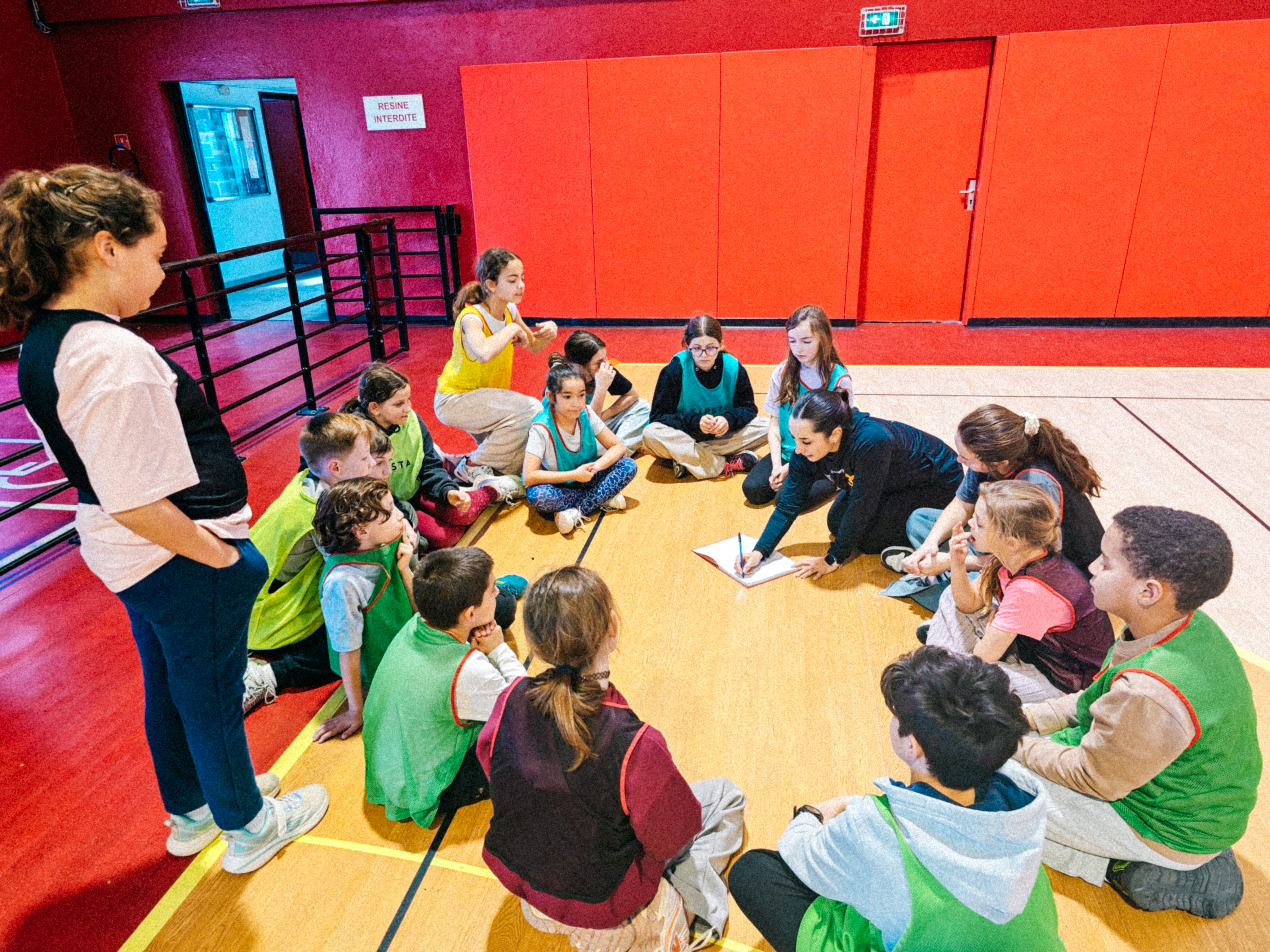  🥏 Premiers jours de découverte d’Ultimate Frisbee à Cuers ! 